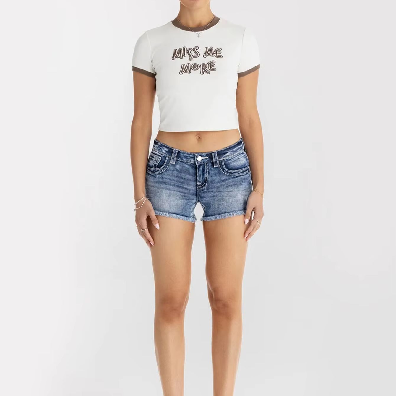 Damskie spodenki jeansowe z mo – Shorts Denim Frayed recenzja i cena