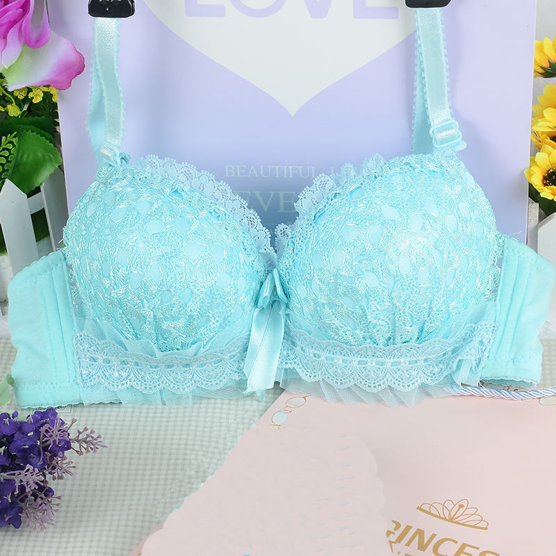 Dziewczyna Tani Biustonosz Sek – Bralette Triangle Set recenzja i cena